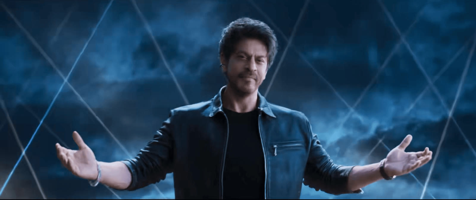 Shah Rukh Khan with open arms in the UNIFYD Festival Abu Dhabi announcement video
